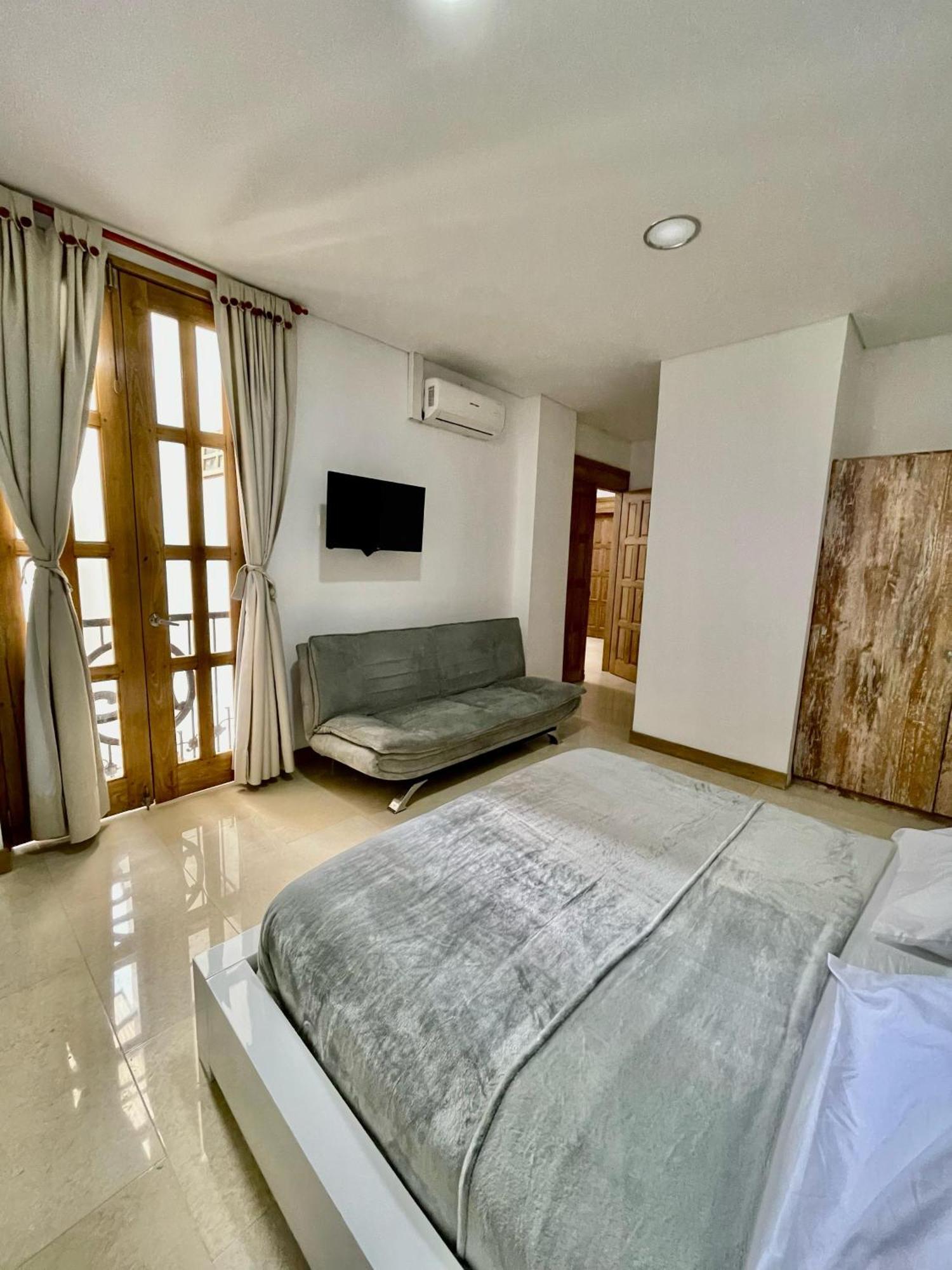 Hotel Cattaleya City Кали Экстерьер фото